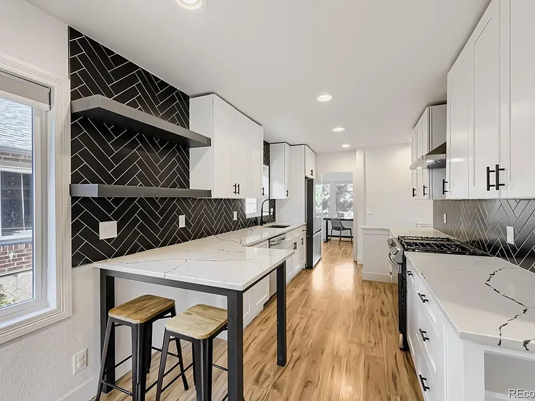 4200 Tejon St — Photo 2