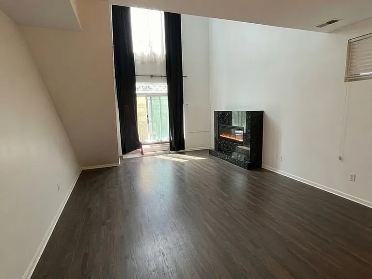 1617 N Campbell Ave #1N — Photo 8