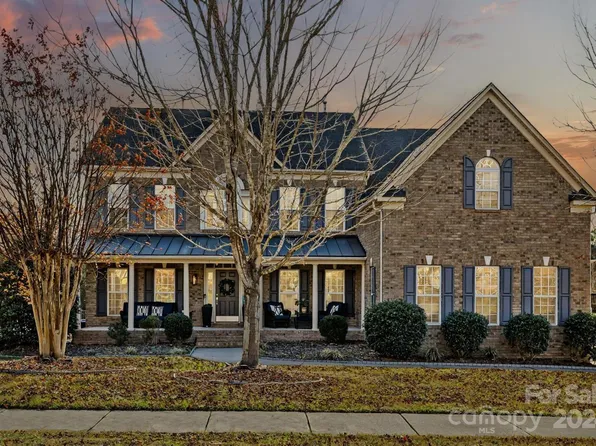 1115 Crooked River Dr, Waxhaw, NC 28173