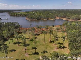 83 Bailey Pointe Dr, Belhaven, NC 27810