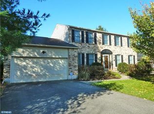 18 Harris Cir, Newark, DE 19711