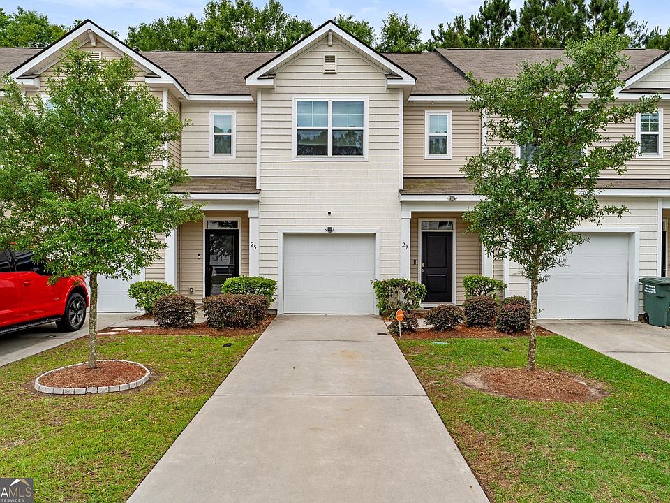 1st image of 27 Villas Of Garrard Dr