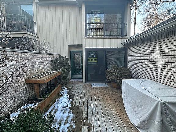 3rd image of 1137 Meadowglen Ct #129
