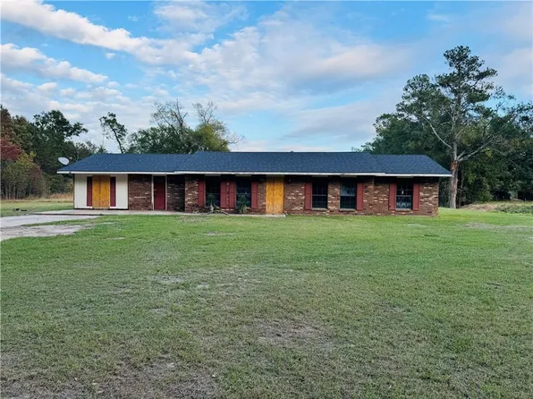 614 N 16th St, Oakdale, LA 71463
