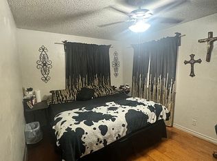 150 Moss Valley Dr, San Antonio, TX 78227