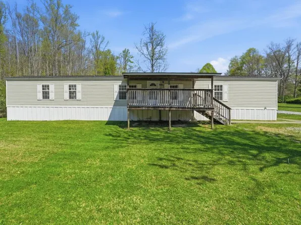 267 Maddux Farm Dr, Gate City, VA 24251