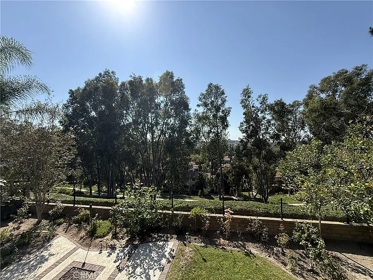 26924 Marbella — Photo 31