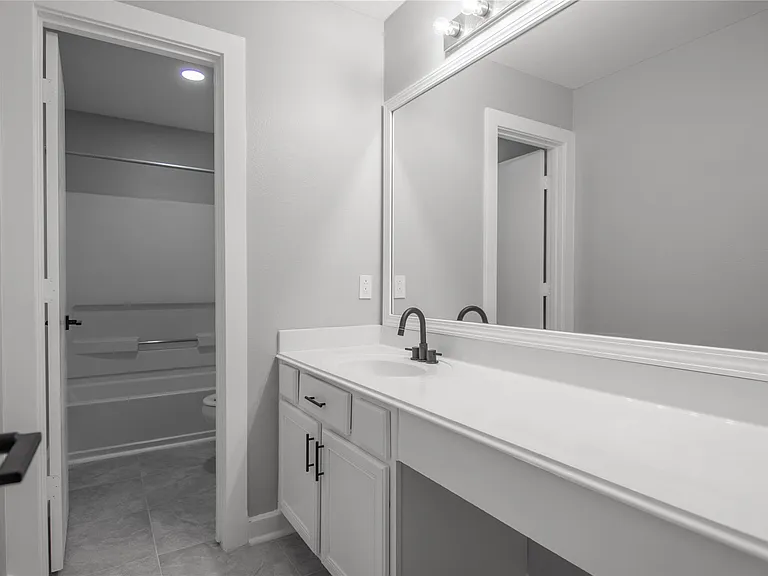 20911 Young Meadows Way — Photo 31