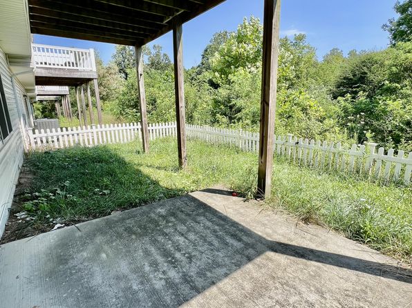 40 Brownstone Dr, Morgantown, WV 26505