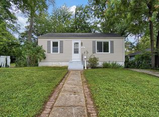 423 N Pearl St, Lebanon, IL 62254