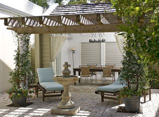 8311 Chinaberry Rd, Indian River Shores, FL 32963