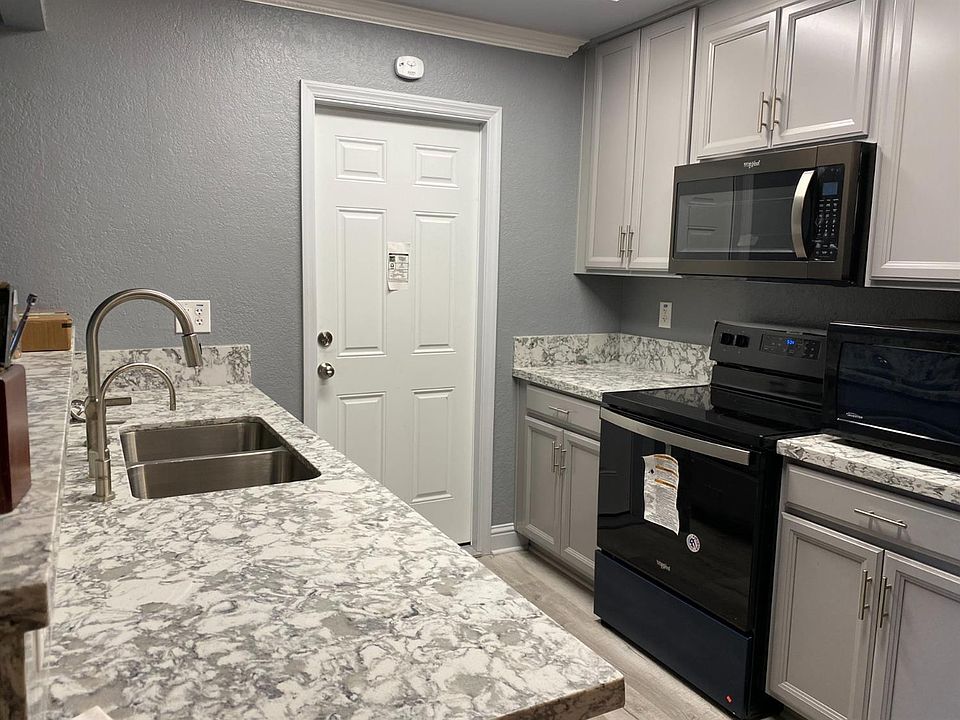 1st image of 2524 Winchester St APT 15