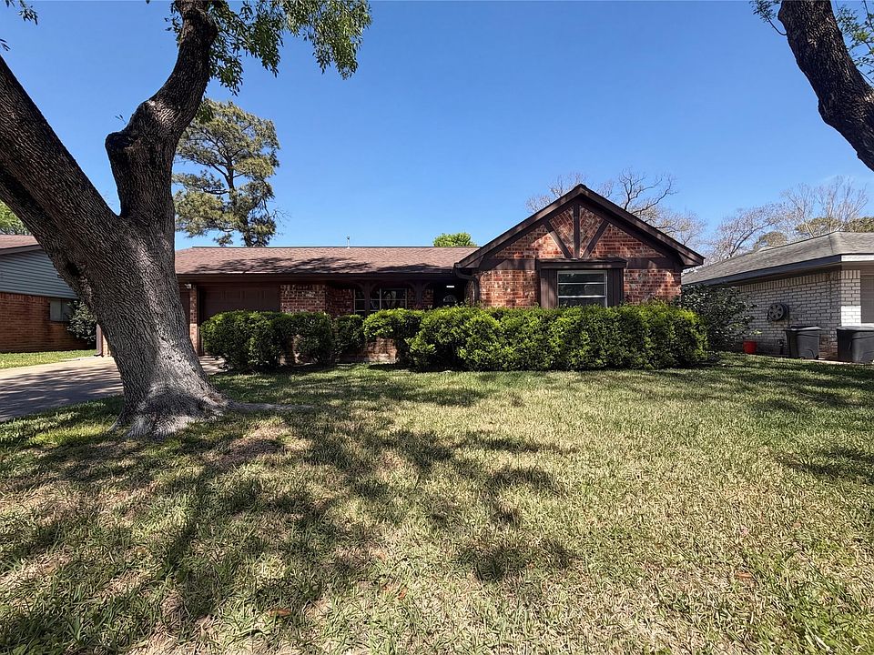 1st image of 13843 Waterville Way