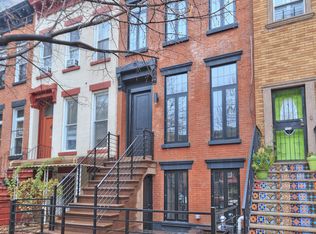 555 Monroe St, Brooklyn, NY 11221