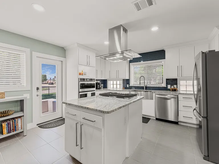 6506 Walnut Hill Ln — Photo 5