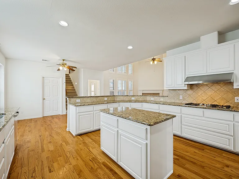 7805 San Isabel Dr — Photo 13