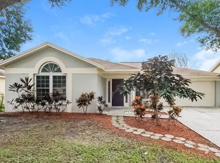 1808 Rudder Dr, Valrico, FL 33594