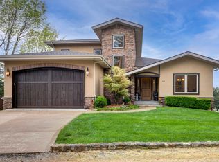 272 Cotton Tail Trl, Branson West, MO 65737