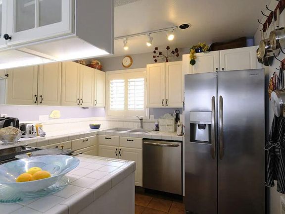 5th image of 2474 Indian Springs Condo Dr