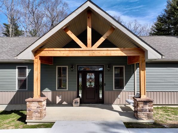 107 Hardwood Ct, Midway, WV 25878