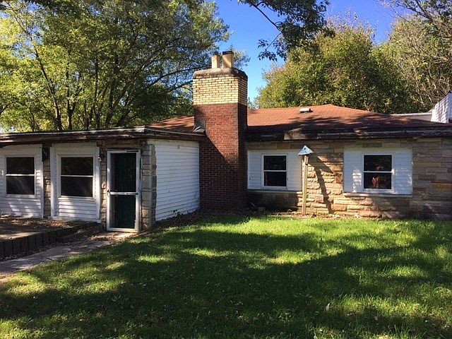 1st image of 460 Campbell Ave