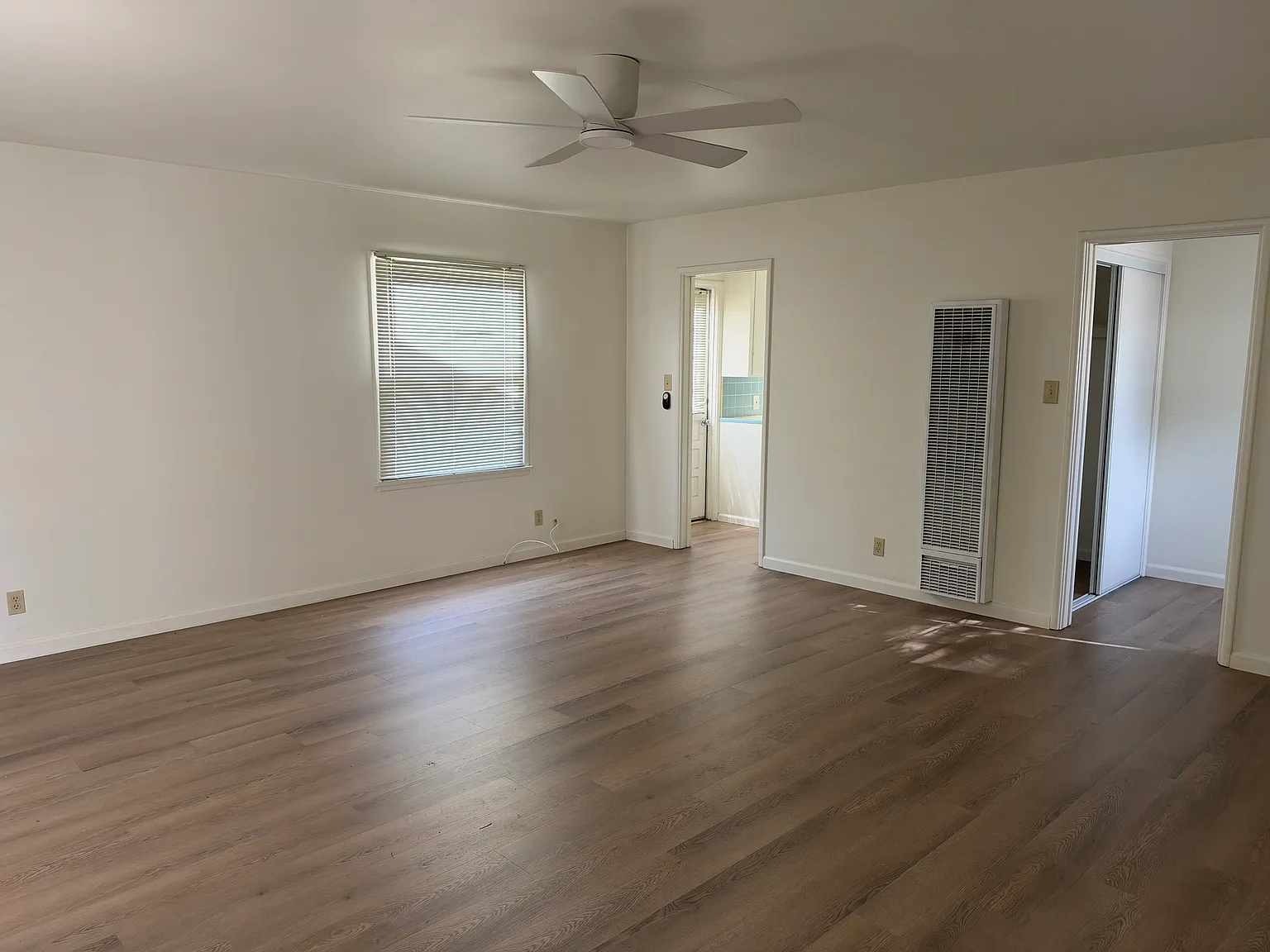 1253 E Washington Blvd — Photo 3