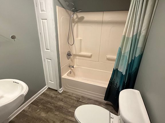 4th image of 711 Kerr St #1