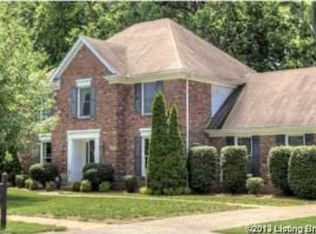 1402 Autumn Ridge Rd, Lyndon, KY 40242