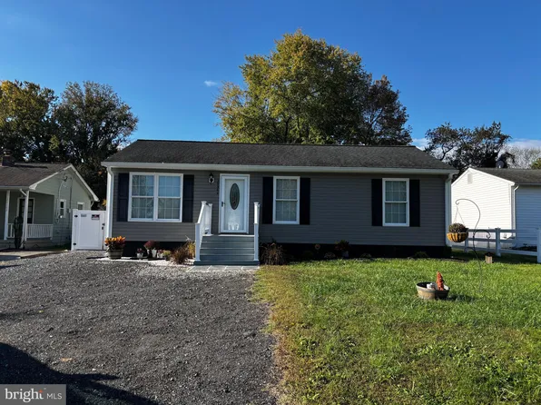 26369 Jones Wharf Rd, Hollywood, MD 20636