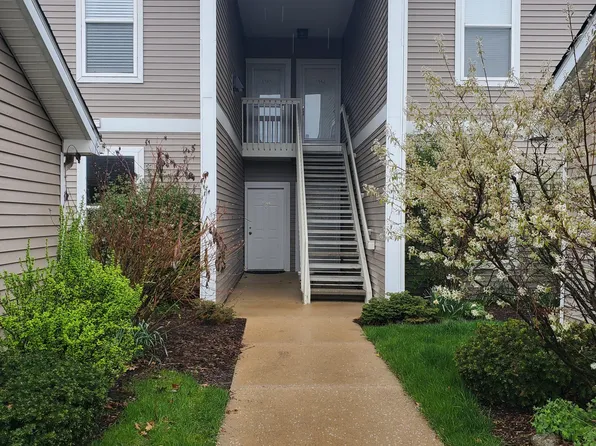 1466 Fox Pointe Cir, Ann Arbor, MI 48108