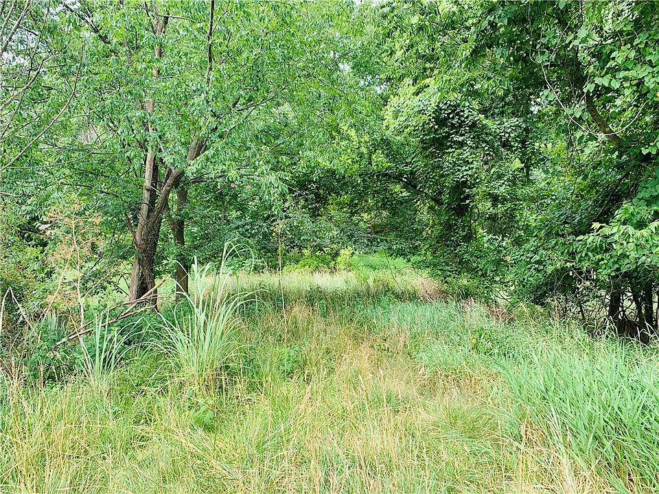 1st image of 1138 Logan Rd