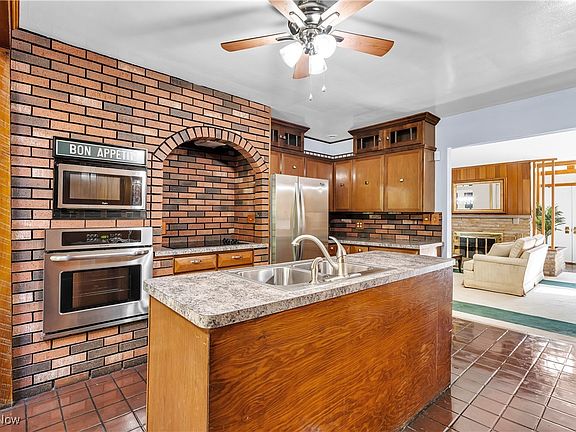 24th image of this home