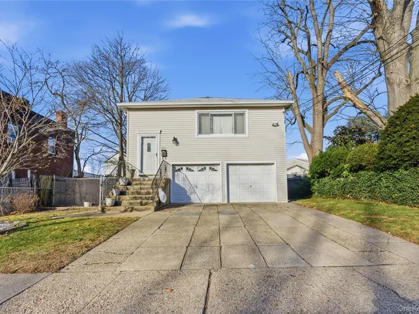 (undisclosed Address), Westbury, NY 11590