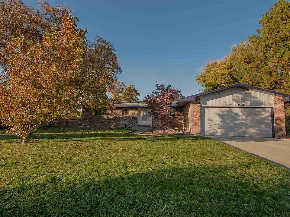 1st image of 7024 W Umatilla Ave