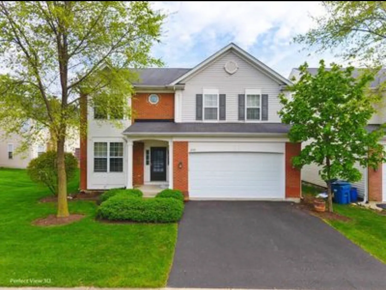 2131 W Silverleaf Ln — Photo 1