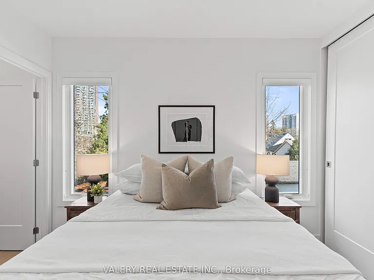 15 Acorn Ave #5 — Photo 27