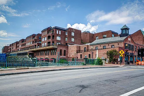 1080 Wisconsin Ave NW #2019 Photo 1