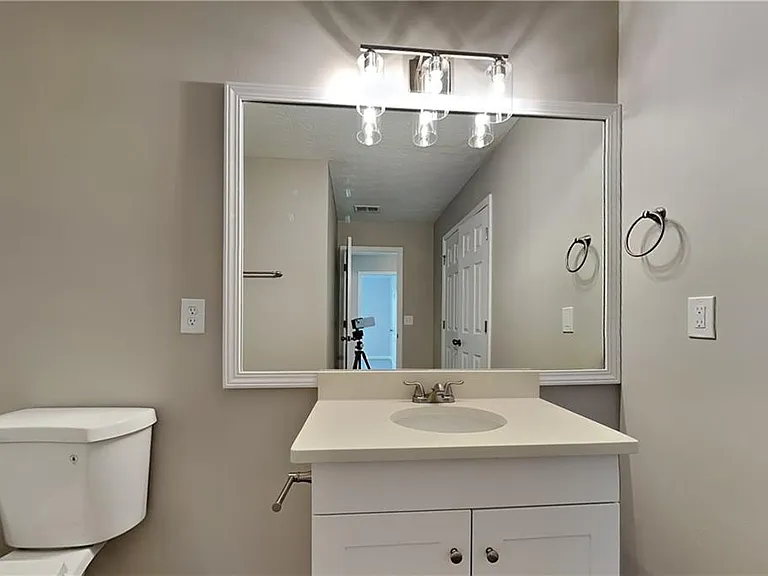 3118 Farmstead Ct — Photo 19