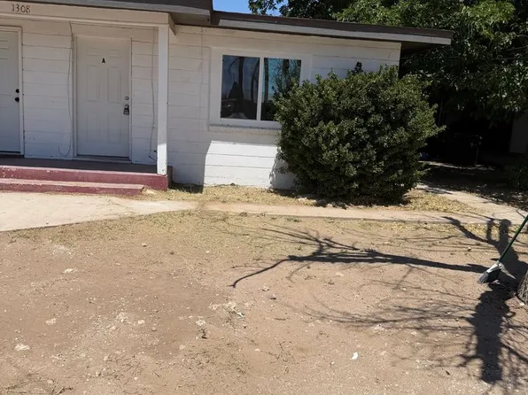 4 Plex Church, 1308 W Church St #A, Carlsbad, NM 88220