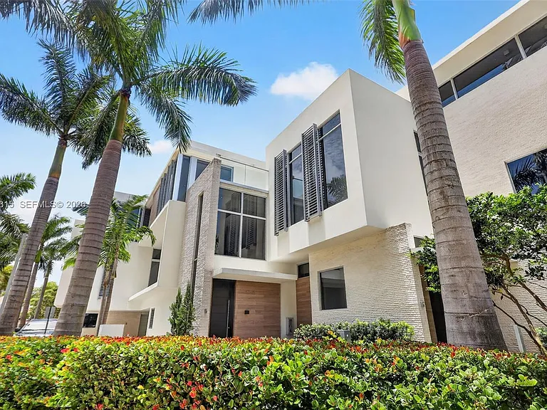 3750 Yacht Club Dr #Townhouse 5 — Photo 67