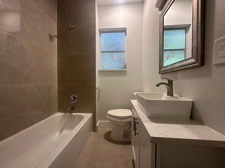 126 E Concord St #A — Photo 11