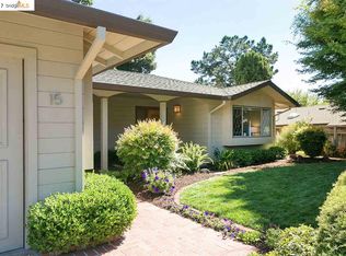 15 Orinda Vista Dr, Oakland, CA