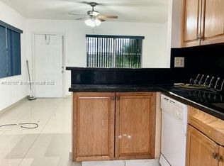 310 SW 10th Ter #1, Hallandale, FL 33009