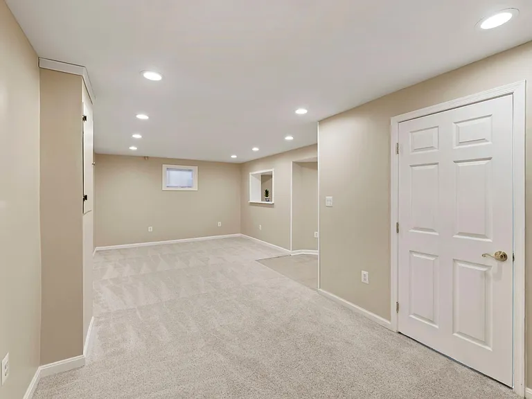 Finished Basement with Walkout