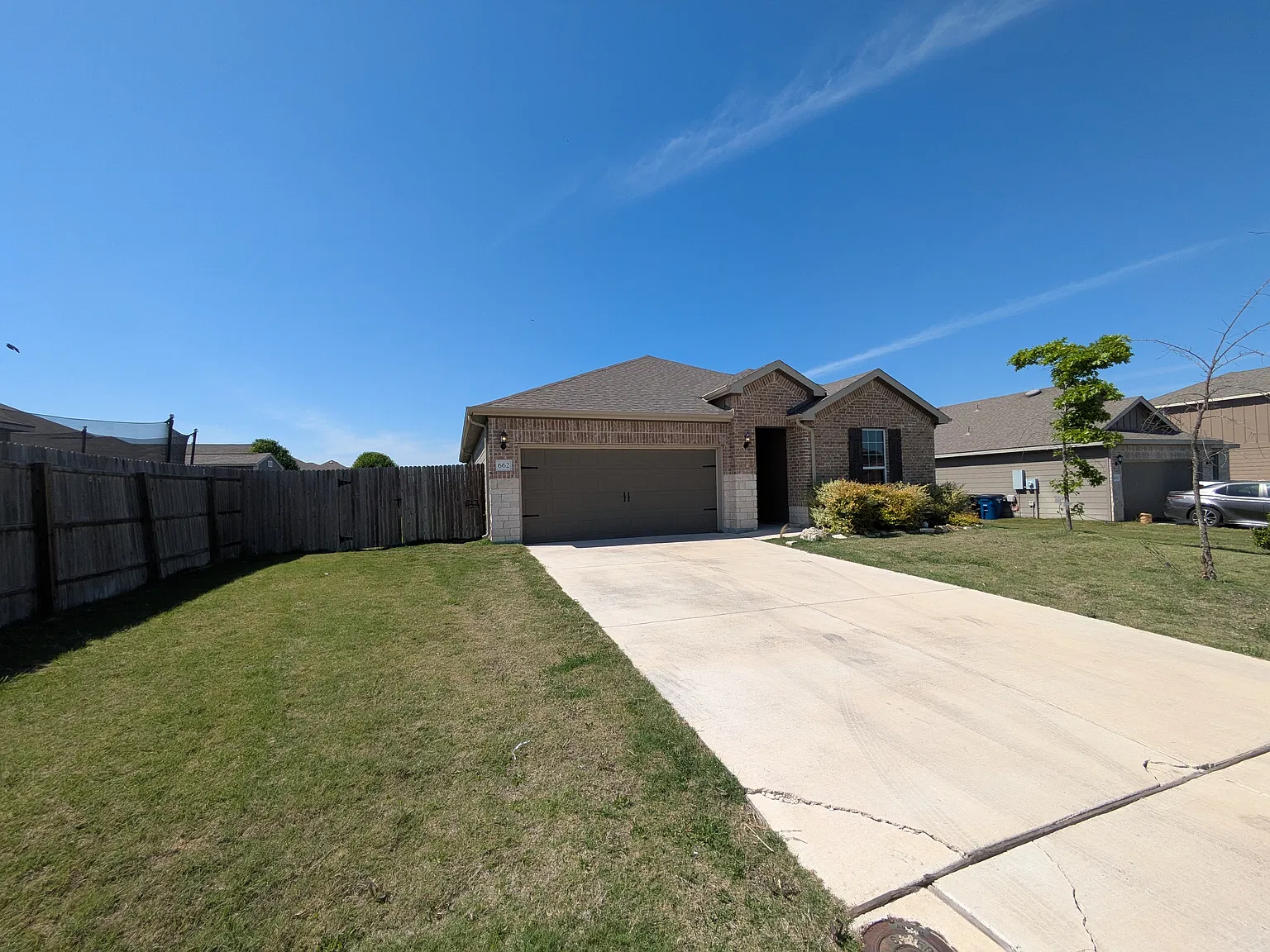 3 bed, 1586 sqft, $1,995 — Photo 2