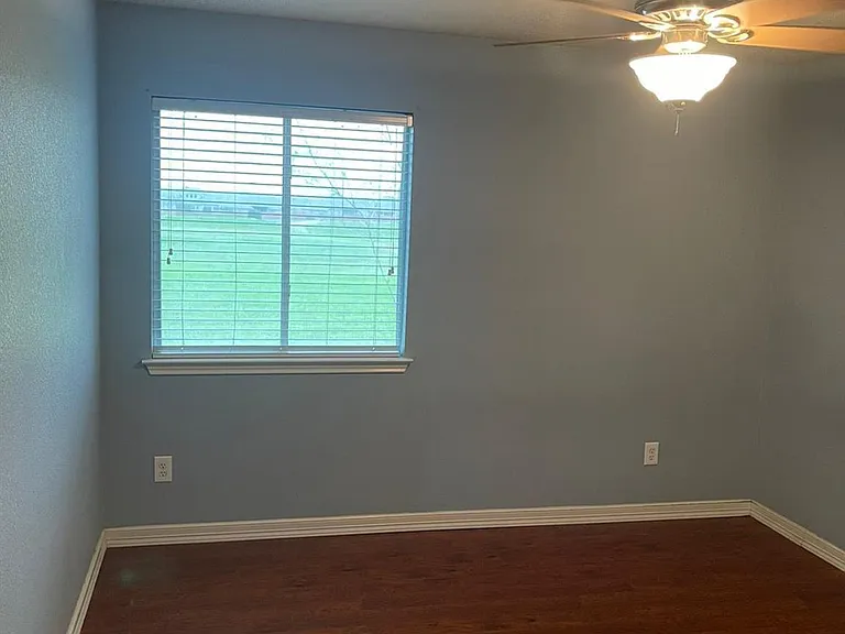2516 Pearson Way — Photo 17