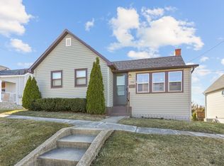 720 Hickory St, Lemont, IL 60439