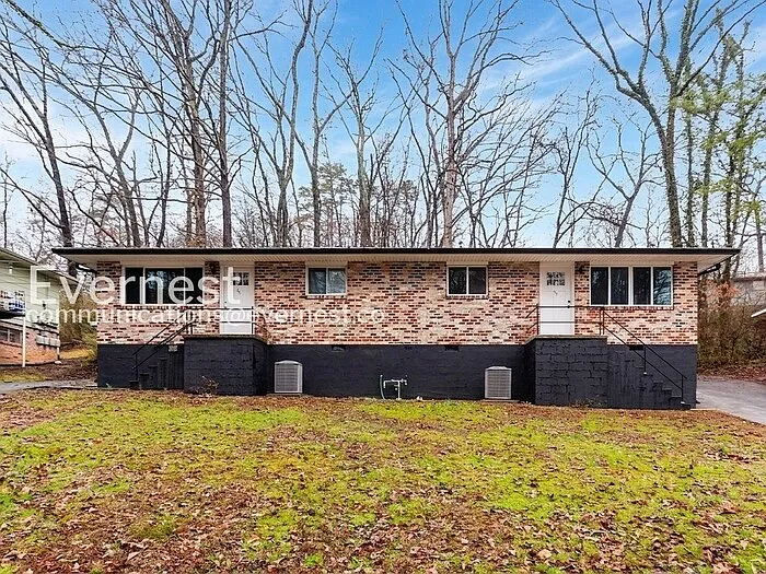 167 W Ridgewood Ave — Photo 1