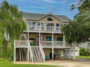 3801 Moor Shore Rd, Kitty Hawk, NC 27949