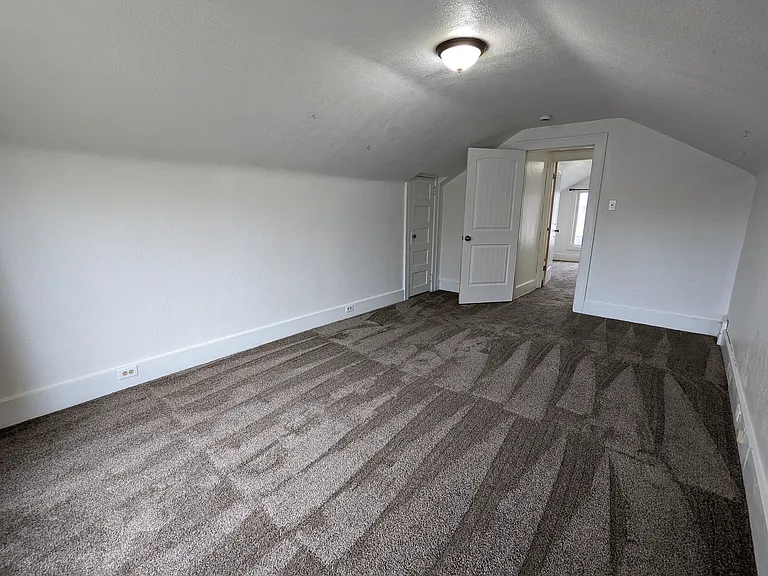 619 8th Ave S #619 — Photo 18